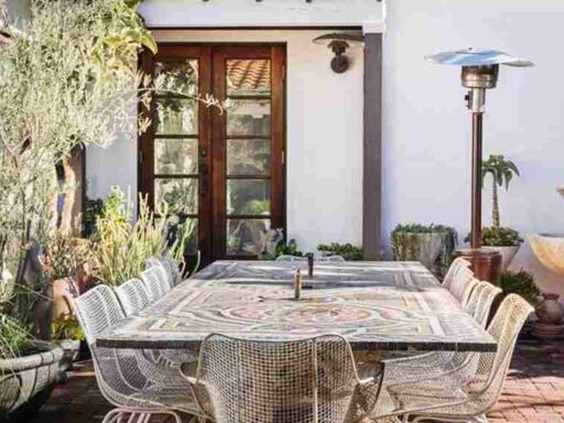 Small Backyard Brick Patio Ideas Featured Image