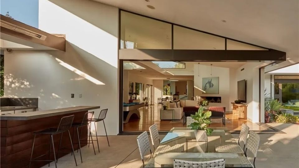 An Image of Shohei Ohtani House Outdoor Area