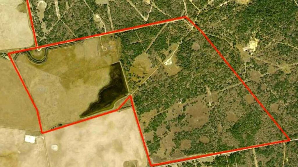 An Image showing 600 Acres of Land
